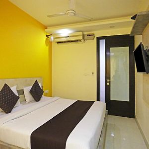 Hotel Star Inn-Near Delhi Airport